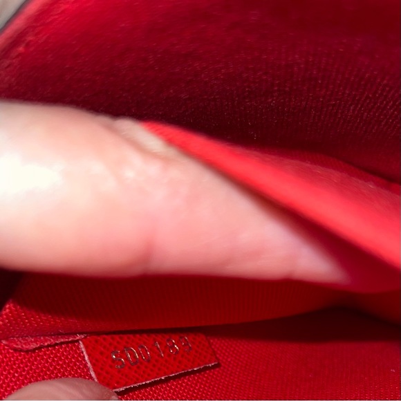 Louis Vuitton Pochette Felicie - Picture 13 of 16